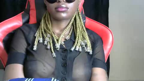 Snapshot of sassy_lyne chatting on May 31, 2026, 12:41 am sassy_lyne online show from May 31, 2026, 12:41 am