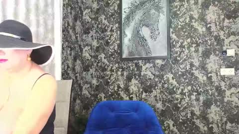 sassy_seasons online show from October 29, 2025, 9:55 am