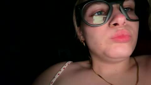 Snapshot of sassysquirtsmmm chatting on March 3, 2026, 6:30 am sassysquirtsmmm online show from March 3, 2026, 6:30 am