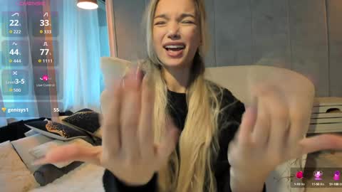 sassyt33n online show from September 25, 2025, 8:40 am