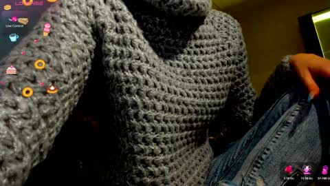 Snapshot of sassyt33n chatting on January 13, 2026, 4:40 am sassyt33n online show from January 13, 2026, 4:40 am