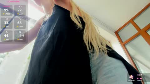 Snapshot of sassyt33n chatting on June 4, 2026, 8:20 am sassyt33n online show from June 4, 2026, 8:20 am
