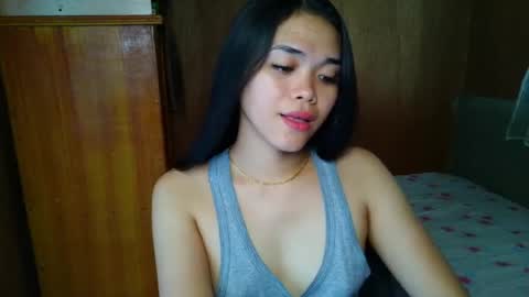 Snapshot of saszzyyumiie chatting on April 23, 2026, 2:24 am saszzyyumiie online show from April 23, 2026, 2:24 am