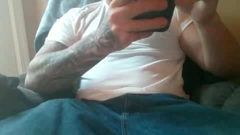 Snapshot of satinpantys chatting on November 16, 2025, 5:29 pm satinpantys online show from November 16, 2025, 5:29 pm