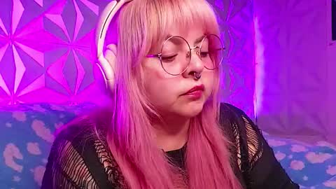 Snapshot of satyn_doll chatting on March 8, 2026, 4:49 am Gina George online show from March 8, 2026, 4:49 am