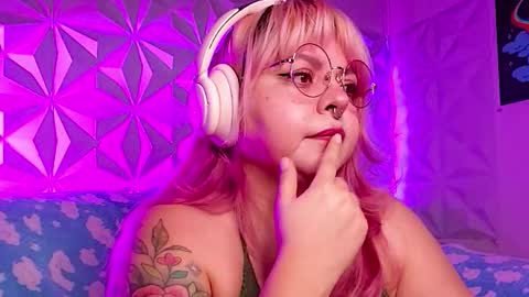 Snapshot of satyn_doll chatting on March 8, 2026, 9:40 pm Gina George online show from March 8, 2026, 9:40 pm
