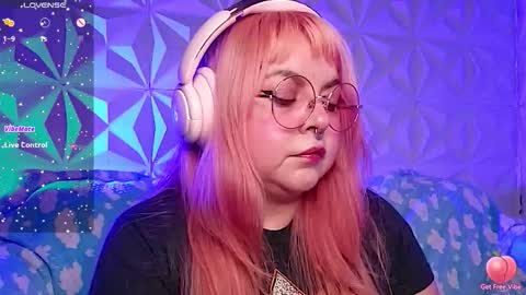 Snapshot of satyn_doll chatting on March 21, 2026, 10:35 pm Gina George online show from March 21, 2026, 10:35 pm