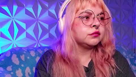 Snapshot of satyn_doll chatting on March 29, 2026, 9:59 pm Gina George online show from March 29, 2026, 9:59 pm