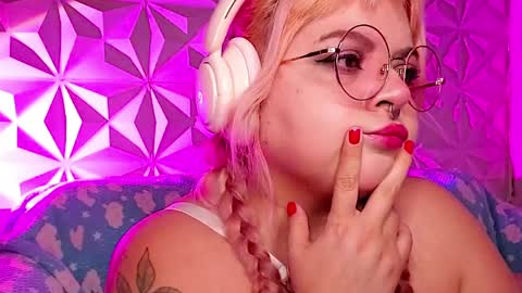 Snapshot of satyn_doll chatting on April 2, 2026, 9:56 pm Gina George online show from April 2, 2026, 9:56 pm