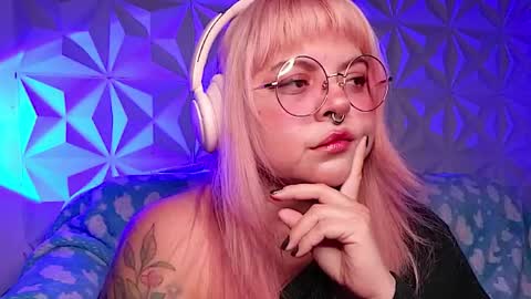 Snapshot of satyn_doll chatting on April 16, 2026, 12:44 am Gina George online show from April 16, 2026, 12:44 am