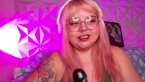 Snapshot of satyn_doll chatting on April 18, 2026, 1:09 am Gina George online show from April 18, 2026, 1:09 am