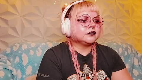 Snapshot of satyn_doll chatting on May 15, 2026, 11:12 pm Gina George online show from May 15, 2026, 11:12 pm