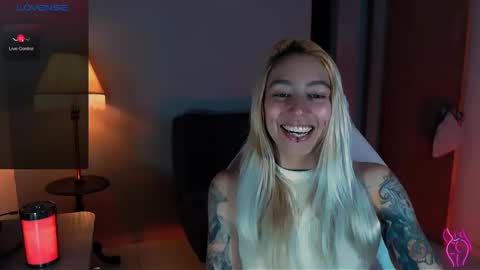 I AM JENN  online show from December 8, 2024, 10:47 pm