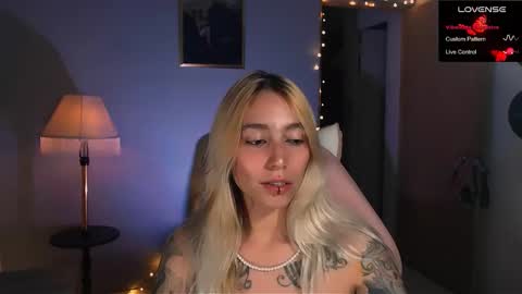 I AM JENN  online show from February 2, 2025, 1:45 am