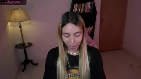 I AM JENN  online show from January 15, 2026, 3:33 am