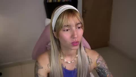 I AM JENN  online show from March 5, 2026, 4:08 am