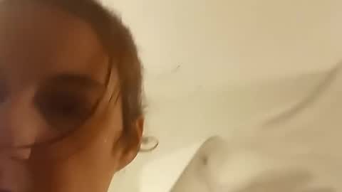 Snapshot of saucybear666 chatting on January 2, 2025, 7:33 am SnowBunny online show from January 2, 2025, 7:33 am