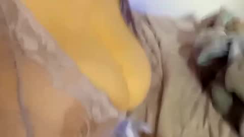 Snapshot of saucybear666 chatting on February 12, 2025, 6:19 am SnowBunny online show from February 12, 2025, 6:19 am