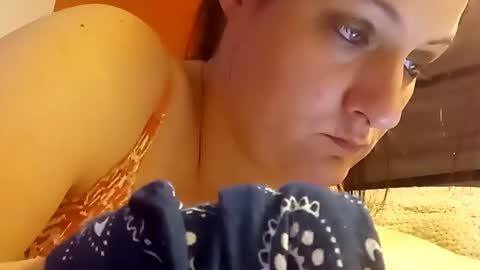 Snapshot of saucybear666 chatting on February 26, 2025, 1:32 am SnowBunny online show from February 26, 2025, 1:32 am