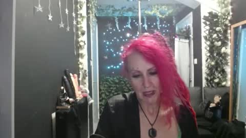 SaucySky online show from November 26, 2025, 10:00 pm