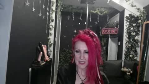 Snapshot of saucysky chatting on February 14, 2026, 11:56 pm SaucySky online show from February 14, 2026, 11:56 pm