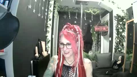 Snapshot of saucysky chatting on March 13, 2026, 10:05 pm SaucySky online show from March 13, 2026, 10:05 pm