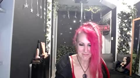 Snapshot of saucysky chatting on March 19, 2026, 11:53 pm SaucySky online show from March 19, 2026, 11:53 pm