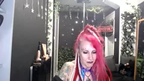 Snapshot of saucysky chatting on March 20, 2026, 9:41 pm SaucySky online show from March 20, 2026, 9:41 pm