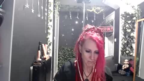 Snapshot of saucysky chatting on March 22, 2026, 9:18 pm SaucySky online show from March 22, 2026, 9:18 pm