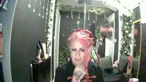 Snapshot of saucysky chatting on June 13, 2026, 12:30 am SaucySky online show from June 13, 2026, 12:30 am