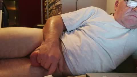 Snapshot of saugeil123 chatting on July 11, 2026, 8:33 pm saugeil123 online show from July 11, 2026, 8:33 pm