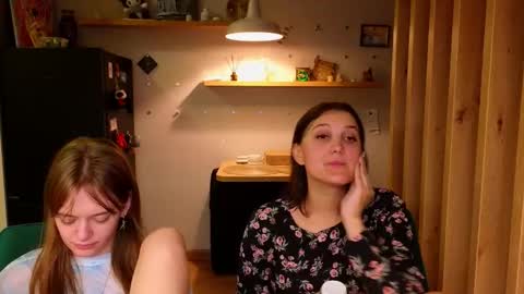 LUNA and ANNA    online show from September 21, 2025, 6:20 pm
