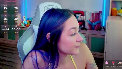 Ariel online show from October 18, 2025, 3:42 am