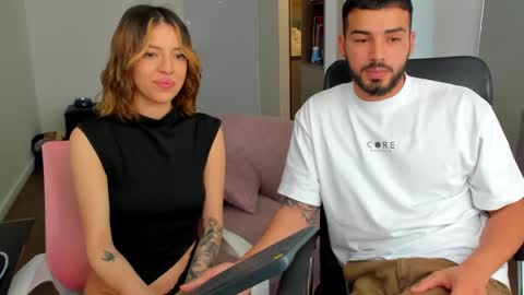 savagesweethearts online show from March 8, 2025, 7:09 pm