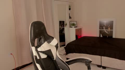 Snapshot of savannahwildee chatting on December 16, 2024, 10:56 pm Savannahwildee online show from December 16, 2024, 10:56 pm