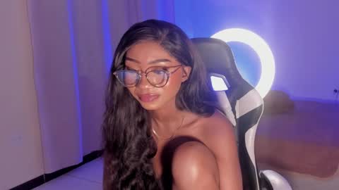 Snapshot of savannahwildee chatting on February 9, 2025, 3:11 am Savannahwildee online show from February 9, 2025, 3:11 am