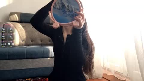 Aiko online show from November 19, 2025, 9:09 am