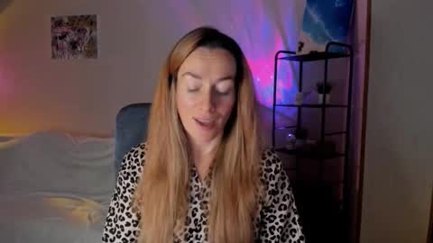 save the qween online show from November 29, 2025, 7:33 am