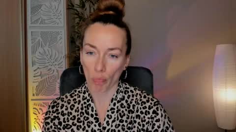 save the qween online show from April 27, 2026, 7:28 am