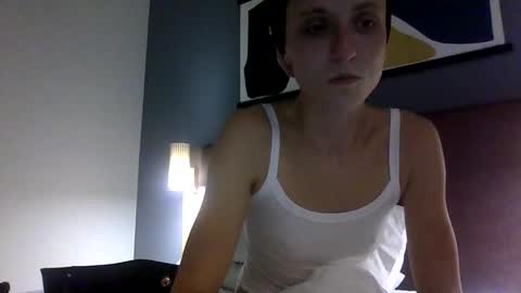 Snapshot of savvysavage6973 chatting on December 15, 2025, 3:33 am SavvySavage online show from December 15, 2025, 3:33 am