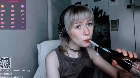 pronoun she. name Mary. age 21. online show from September 28, 2025, 7:52 pm