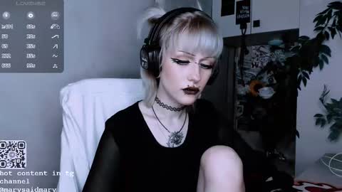 pronoun she. name Mary. age 21. online show from October 6, 2025, 8:50 pm