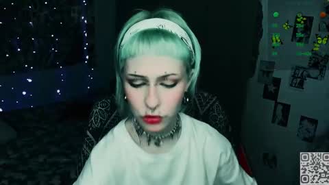 pronoun she. name Mary. age 21. online show from March 24, 2026, 7:41 pm