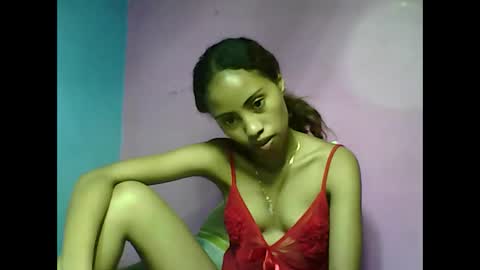 Snapshot of sayaah01 chatting on February 6, 2026, 7:50 pm sayaah01 online show from February 6, 2026, 7:50 pm