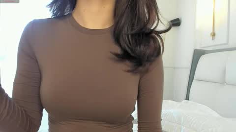 Snapshot of sayyokomia chatting on February 17, 2026, 8:33 am SayokoMia online show from February 17, 2026, 8:33 am