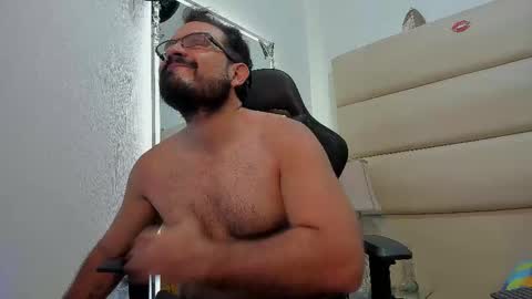 sebastian   muscleman  daddy   the better  latin  lover   online show from November 12, 2025, 11:54 am