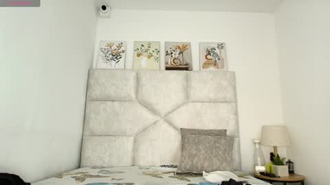 Snapshot of scarlat_rose chatting on June 26, 2026, 7:18 pm scarlat_rose online show from June 26, 2026, 7:18 pm