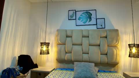 Snapshot of scarlat_rose chatting on July 7, 2026, 12:31 pm scarlat_rose online show from July 7, 2026, 12:31 pm