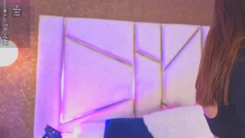 Scarlett online show from February 24, 2026, 7:56 pm