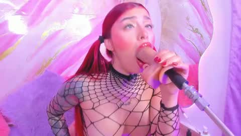 scarleett jones online show from May 27, 2026, 10:18 pm